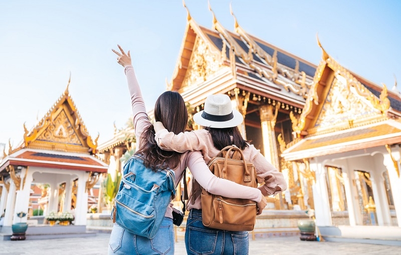 Turistler Asya şehirlerine geri dönüyor