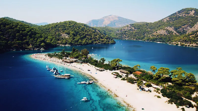 Muğla 3,7 milyon yabancı turisti ağırladı