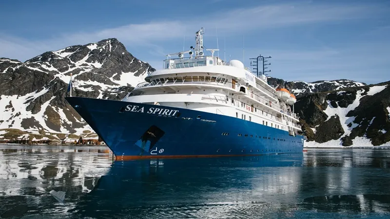 Poseidon Expeditions 2026 kutup sezonlarını duyurdu