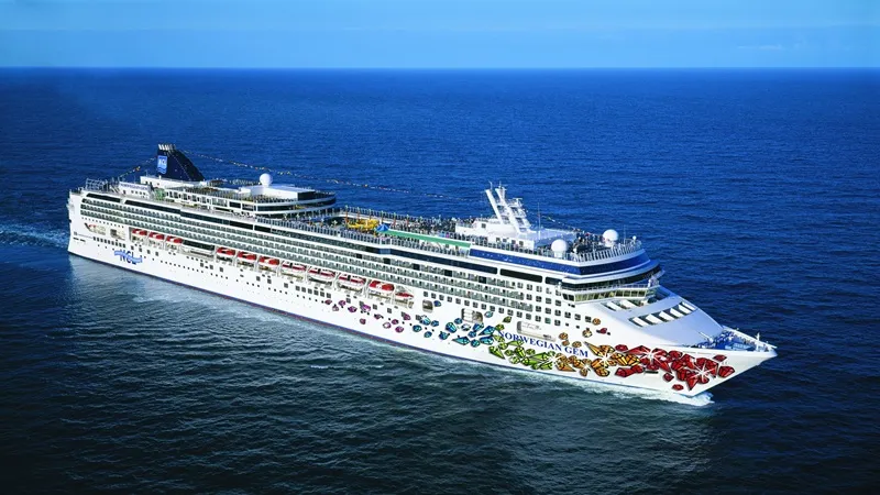 Norwegian Cruise Line: Gemiler 35 yıl daha hizmette