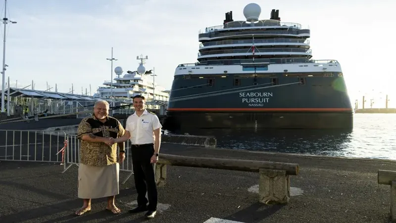 Seabourn Pursuit, Tahiti