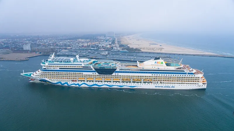 AIDAmar ile Warnemünde
