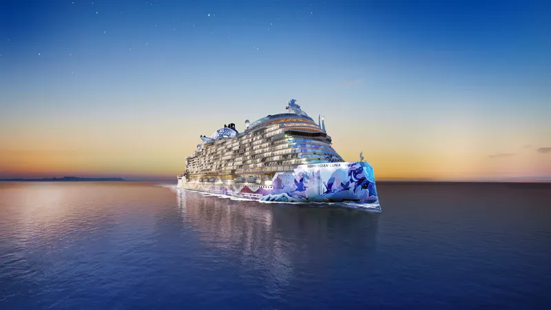 Norwegian Luna İlk Seferine Atlantik